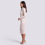Vestido midi de mujer de punto con cuello alto en blanco roto, vista lateral