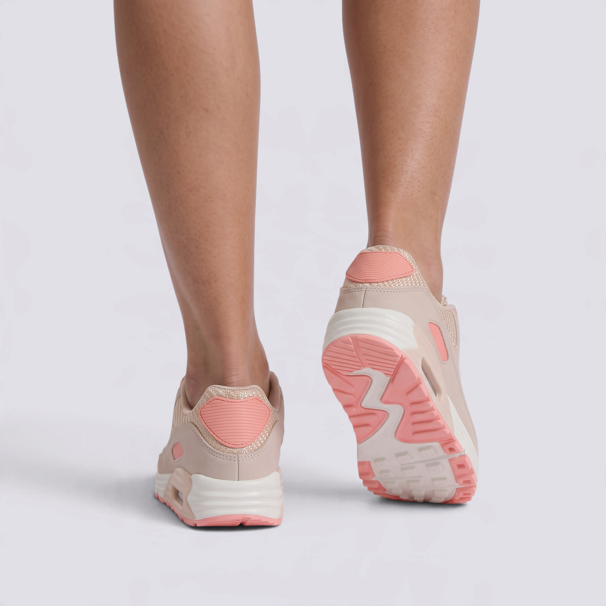 Zapatillas deportivas mujer con cámara de aire en beige y naranja, vista trasera