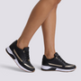Zapatillas deportivas mujer con detalle metalizado negro vista lateral